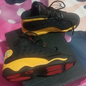 Unisex Jordan's Size 10